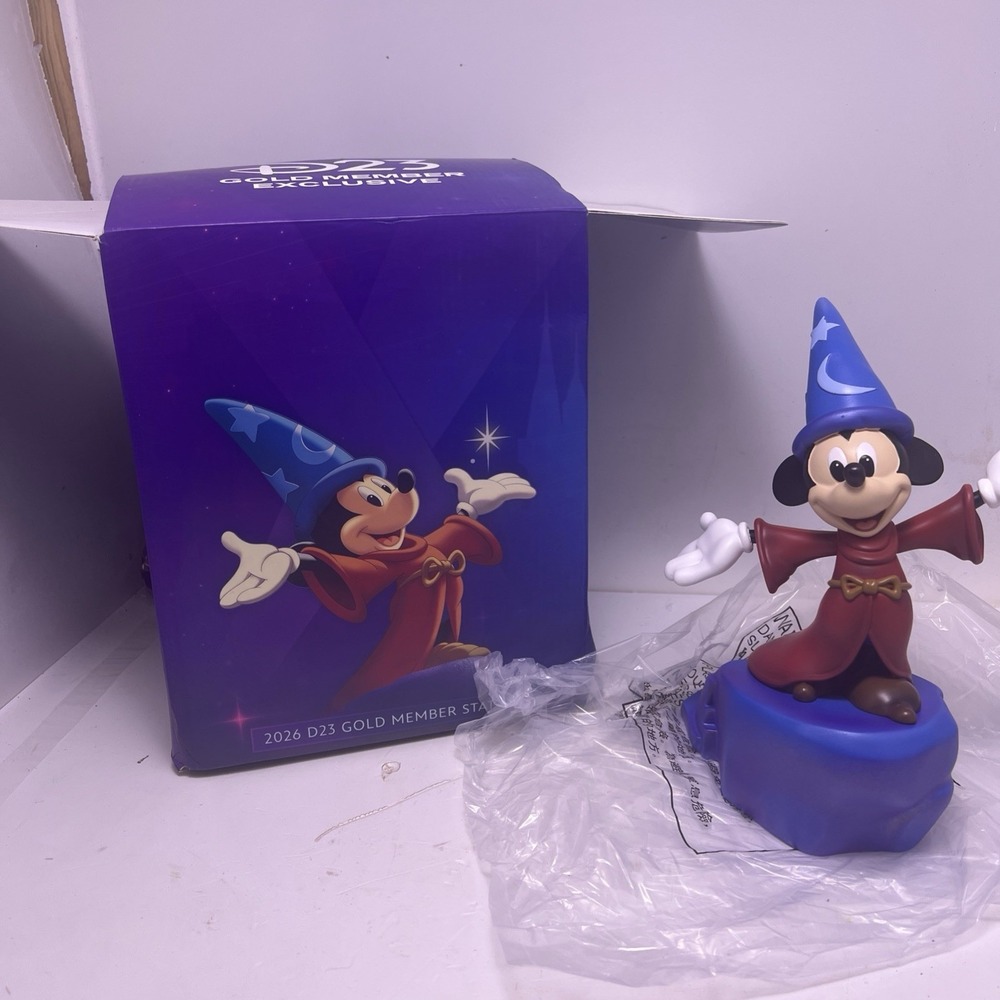 Disney Sorcerers Apprentice D23 2026 Mickey Statue Gold Member Exclusive - NEW